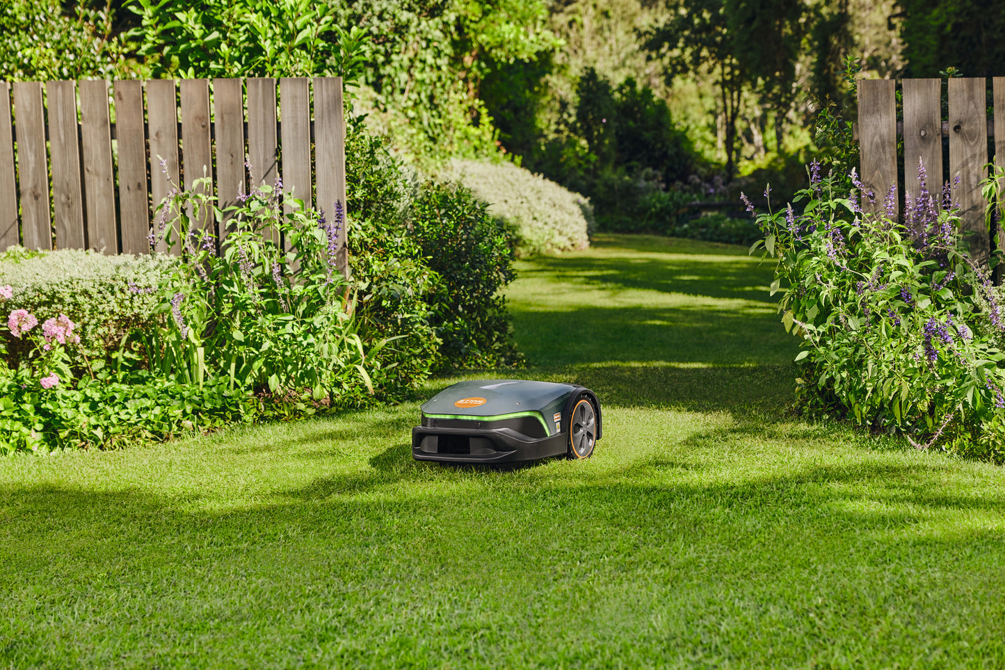 Stihl iMOW® 6 EVO - iMOW® robotfűnyíró