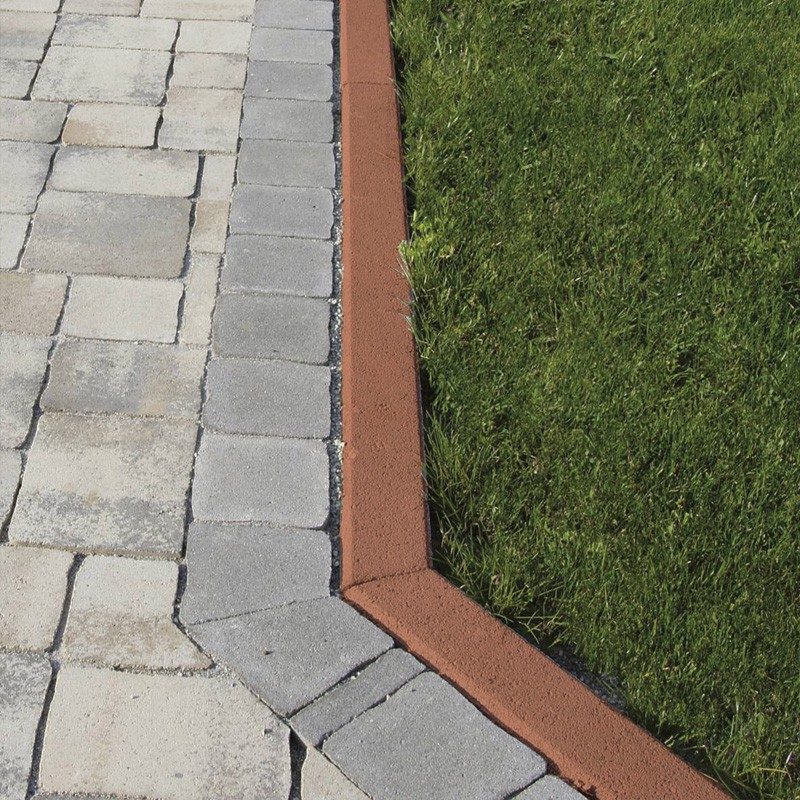 Semmelrock® KERTI SZEGÉLY 100/20/5 CM BARNA