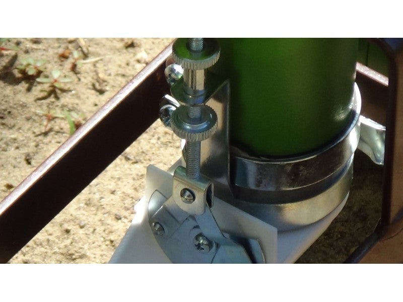 R4 mini farmer rezgőnyelves vetőgép (sorkerekes, nyéllel)