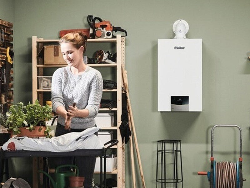 VAILLANT VU 25 CS/1-7 (N-INT2) ECOTEC EXLUSIVE FALI, KONDENZÁCIÓS FŰTŐ KAZÁN