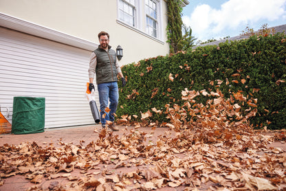 Stihl BGA 50 (AK 20 akkuval és AL 101 töltővel) - Fúvógép / Lombszívó