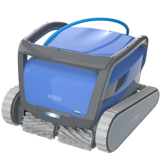 Medencetisztító robot, Dolphin M600 (2026), teljes medencetisztítás (padló, fal és vízvonal tisztítás), CleverClean és PowerStream navigáció, kábelcsavarodás-gátló, Wi-Fi és applikáció vezérlés, Caddy tartozékkal