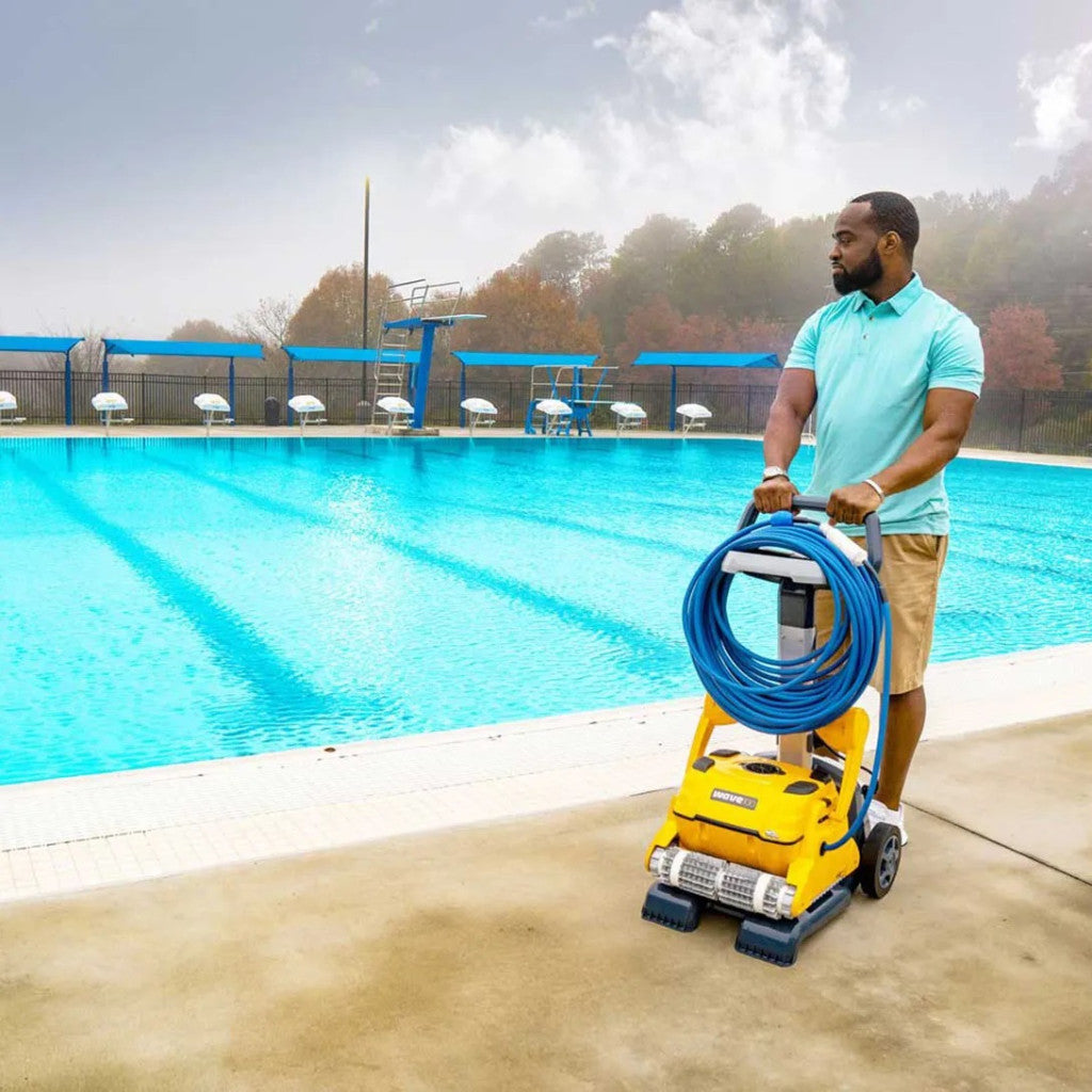 Medencetisztító robot, Dolphin Wave 100 CB, teljes medencetisztítás (padló, fal és vízvonal tisztítás), távirányítás, finom és ultrafinom szűrőrendszer, 4/6/8 órás ciklusidő, Caddy tartozék