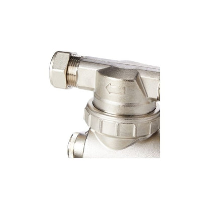 Fernox TF1 Omega Filter mágneses iszapleválasztó 22mm