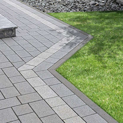 Semmelrock® K SZEGÉLY 25/25/15-10 CM SZÜRKE