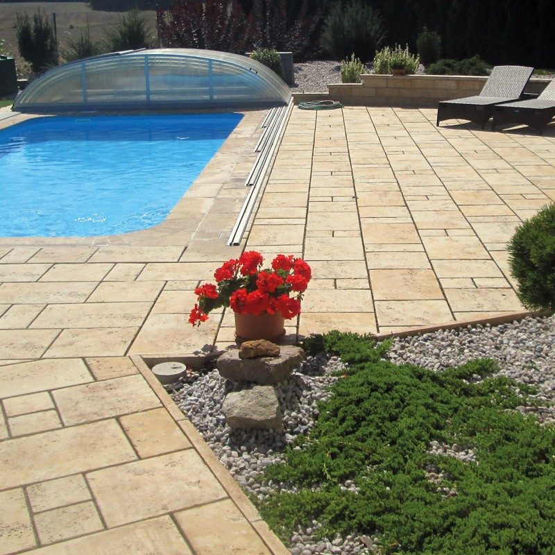 Semmelrock® TRAVERO MEDENCE SAROK 45/45/3,5 CM HOMOKKŐ