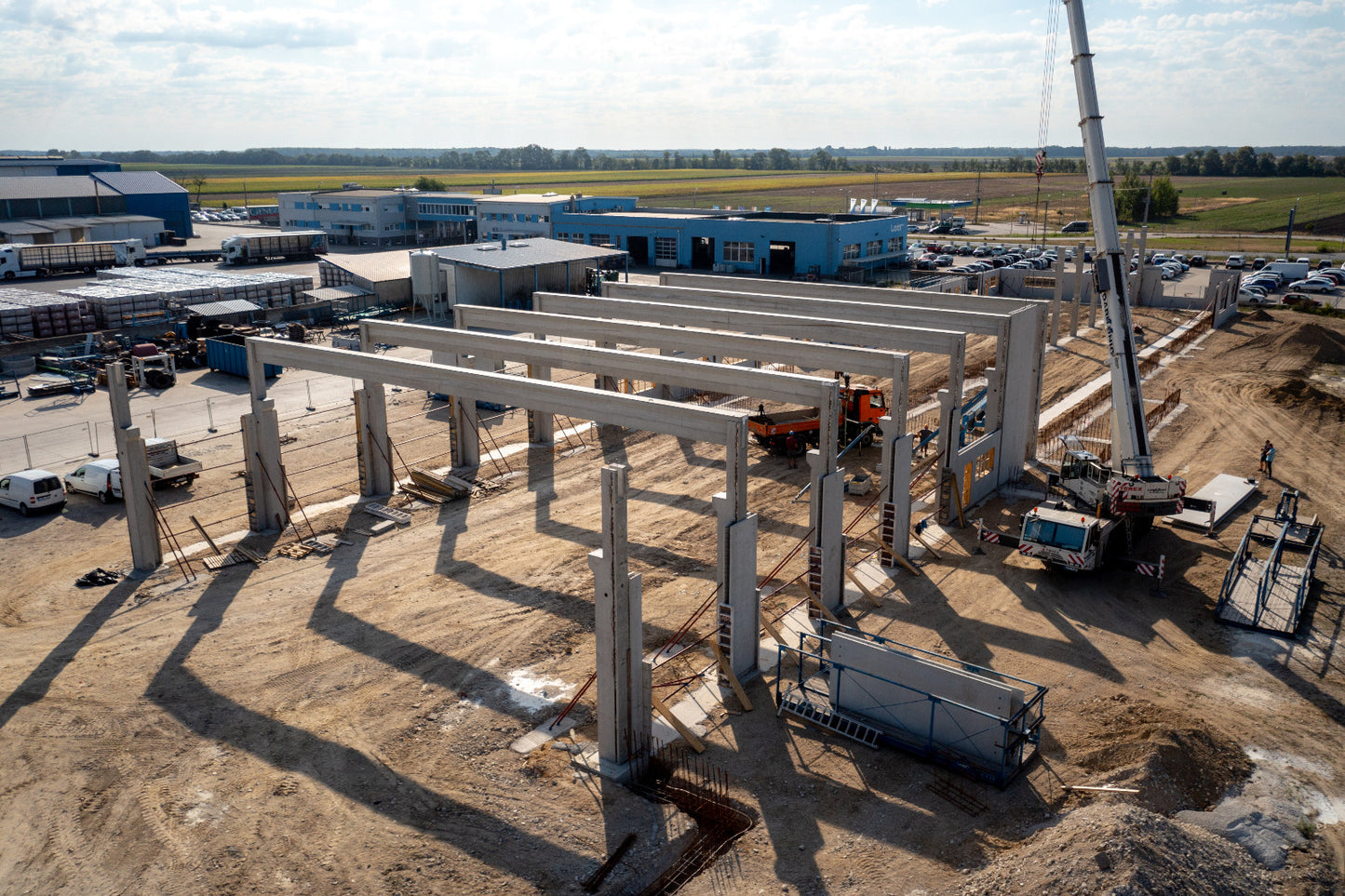 Leier csarnokváz szerkezetek