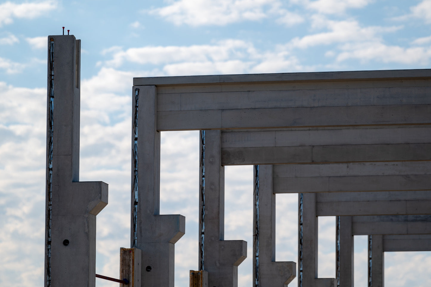 Leier csarnokváz szerkezetek