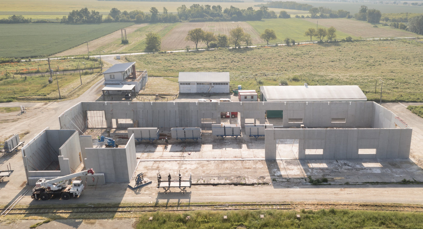 Leier csarnokváz szerkezetek