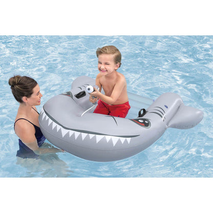 Felfújható úszódeszka, Bestway Sharkventure, 160 x 115 cm, cápa alakú, beépített vízipisztollyal, felfújható párnával, fogantyúkkal, 2 légkamrás, 3 éves kortól, 45 kg teherbírás (42073)