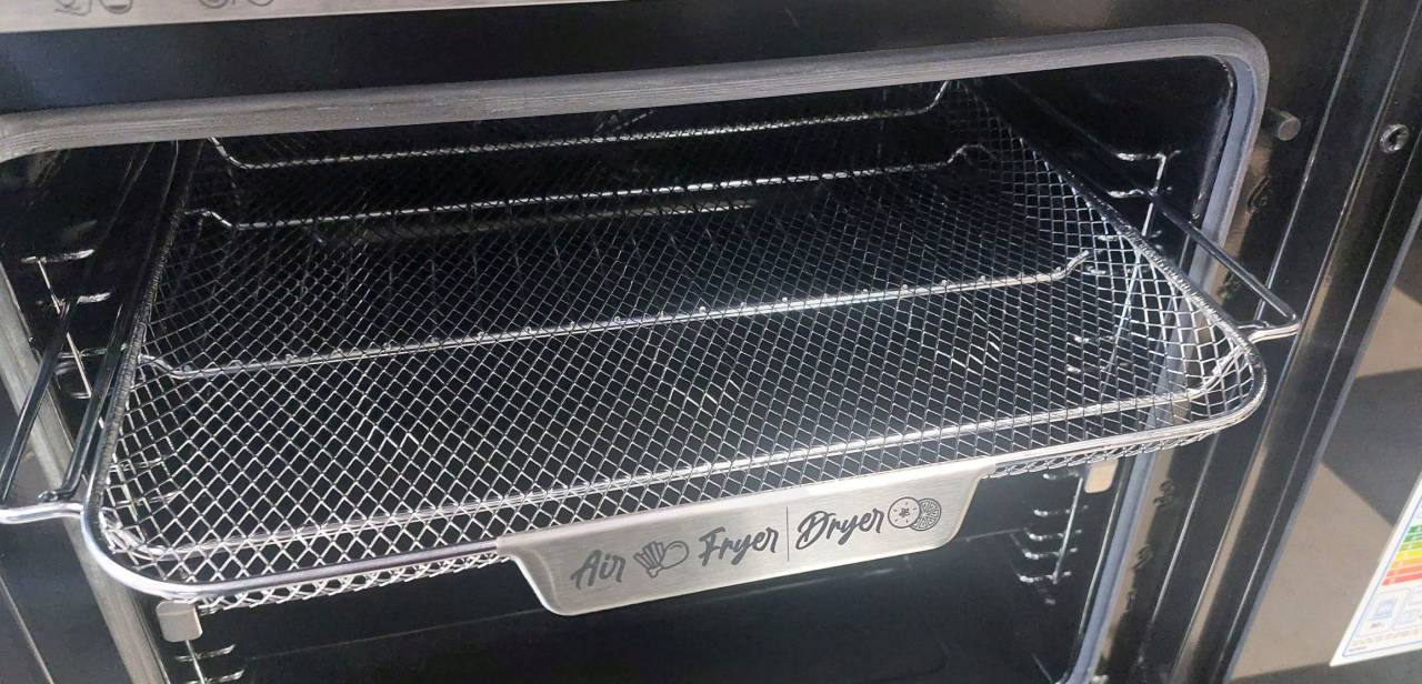 CATA- Air fryer tepsi beépíthető sütőkhöz