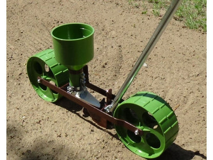 R4 mini farmer rezgőnyelves vetőgép (sorkerekes, nyéllel)